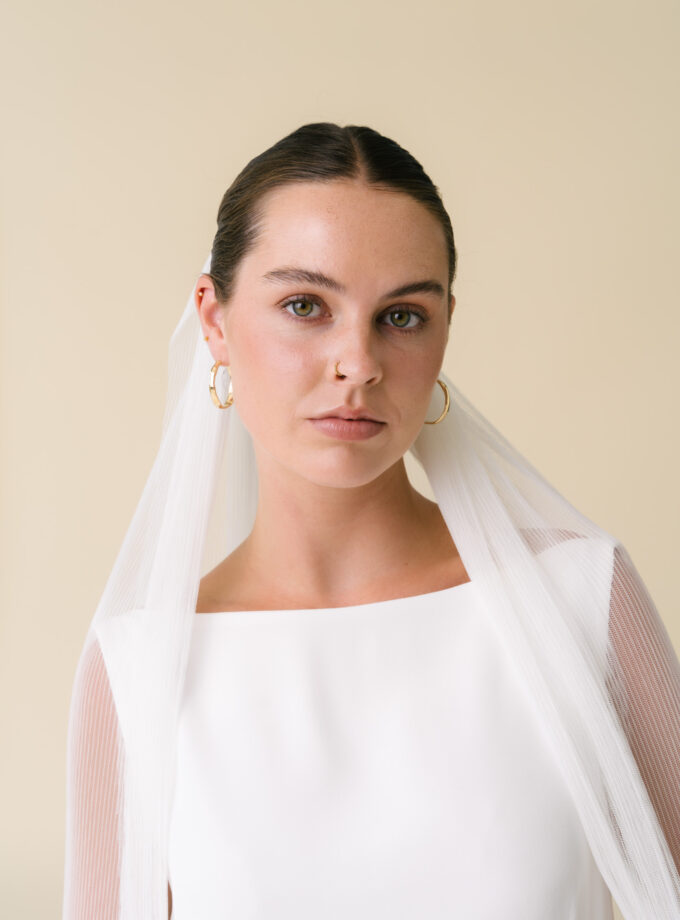 Iris - Artemis minimalist bridal pleated veil