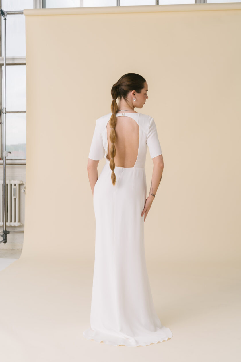 Gia - Artemis wedding dress minimalist