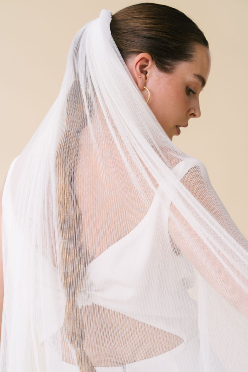 Iris - Artemis simple wedding pleated veil